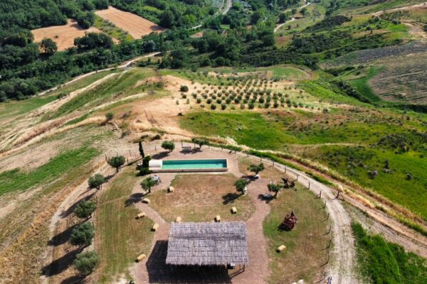 piscina_fontanile_pietra_pizzuta